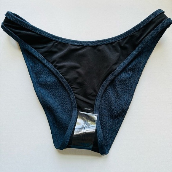 J. Crew Textured Curved-Waist Cheeky Bikini Bottom - Deep Marine/Navy, Sz Medium - Picture 4 of 8